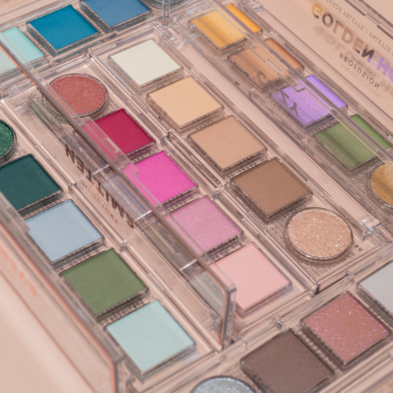 mini eyeshadow palettes, mini makeup palettes