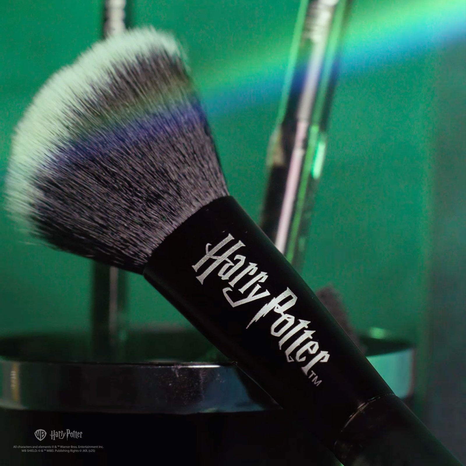 HP Dark Arts | Deathly Hallows™ Blend Makeu Brush & Sponge Set Lifestyle