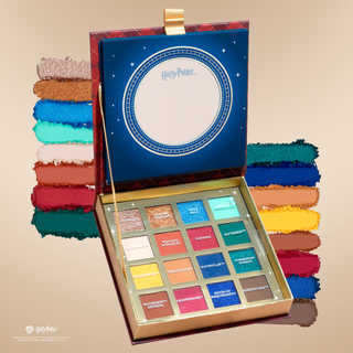 Harry Potter Holiday | Hogwarts™ 16 Shade Palette Swatches