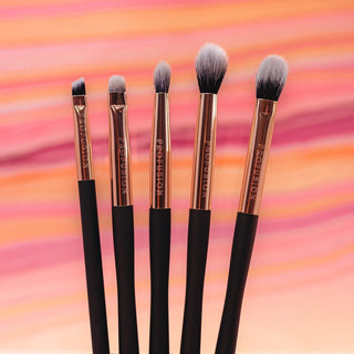 Serie artística | Brocha para cejas en ángulo de dos puntas