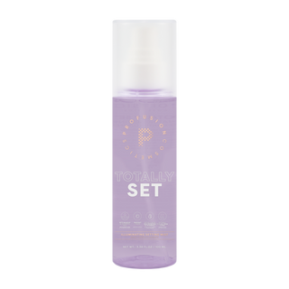 Totally Set Illuminating Setting Mist