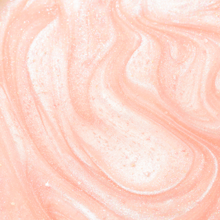Lizzie McGuire | Fashion, all over it! Illuminating Setting Spray