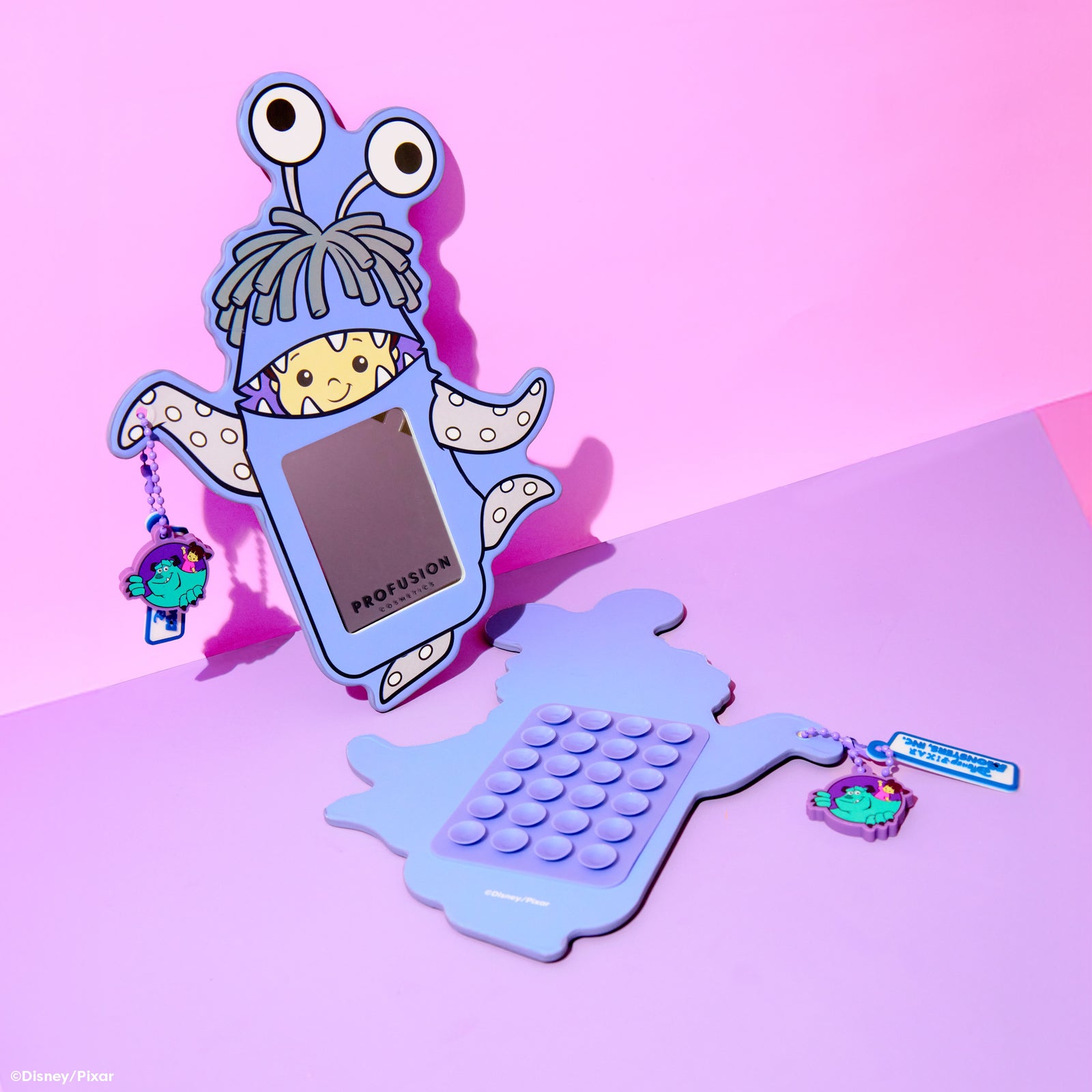 Boo's Peekaboo Mirror | Cosmetic Mirror With Silicone Suction