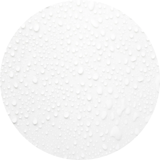 Totally Set Illuminating Setting Mist white background swatch